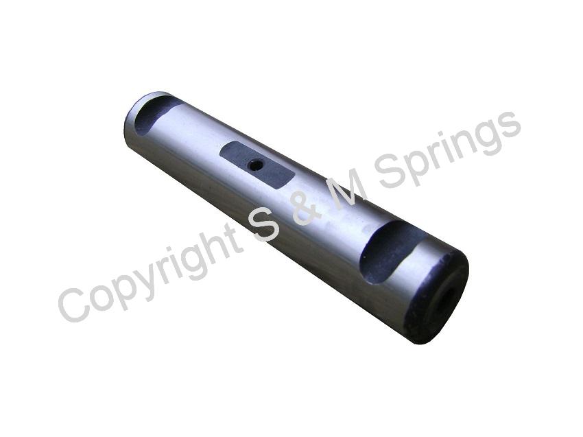 Q93000517 MERCEDES Midlift Pin – Spring Eye