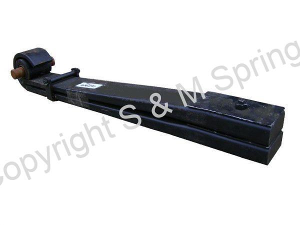 414291 DENNIS Javelin Spring Front 2 Leaf