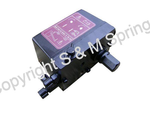 5010316404 RENAULT Cab Tilt Pump