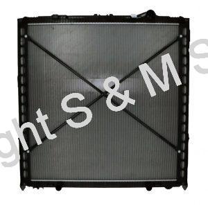 1940146 2125896 DAF Radiator c/w Frame 1909449 2049369 2114242