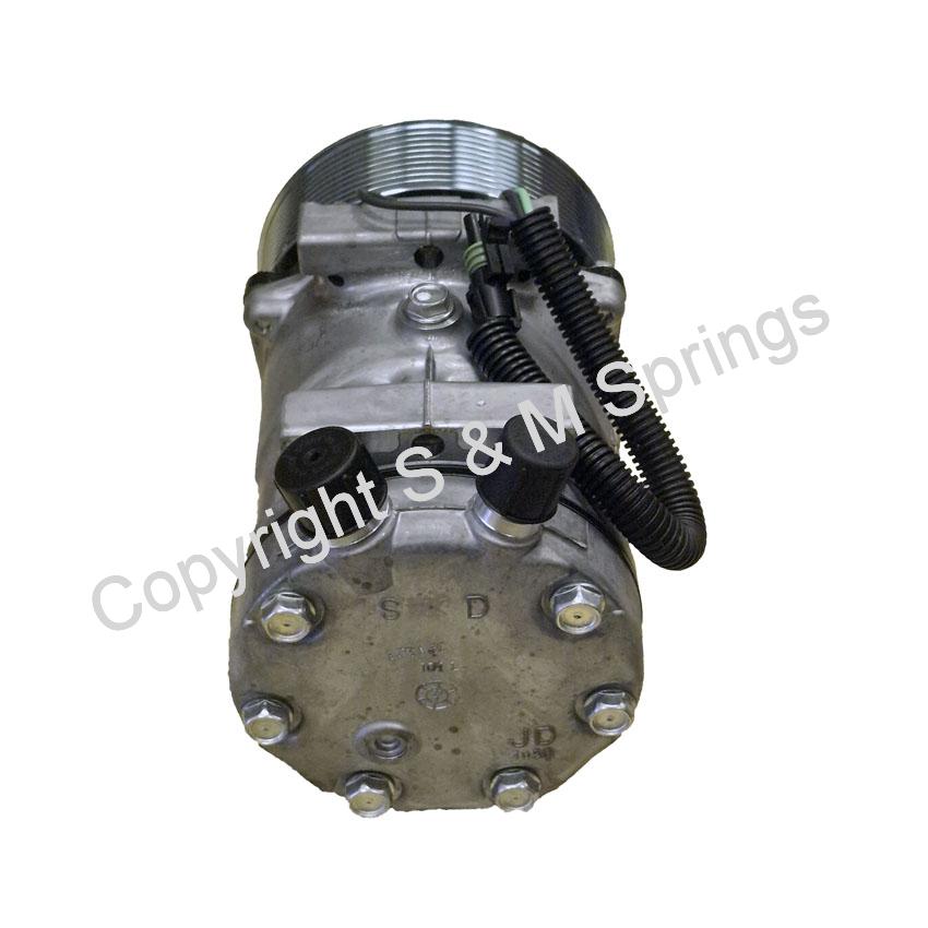 1029347 1077700 Air Conditioning Compressor - DENNIS Eagle Elite - Image 3